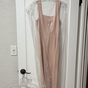 Elegant Pink Sleeveless Dress